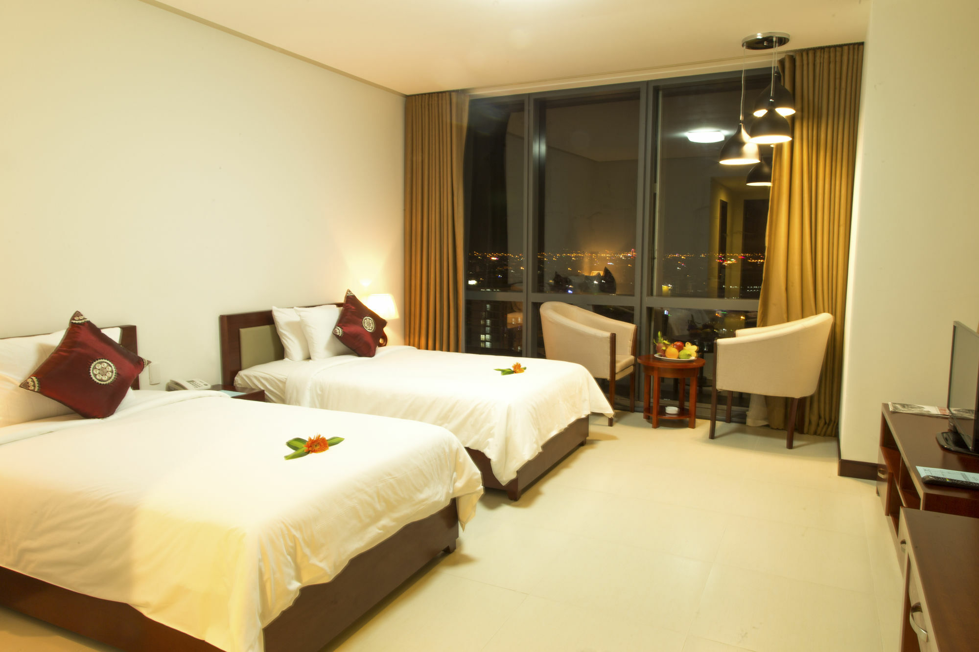 Da Nang Han River Hotel Bagian luar foto